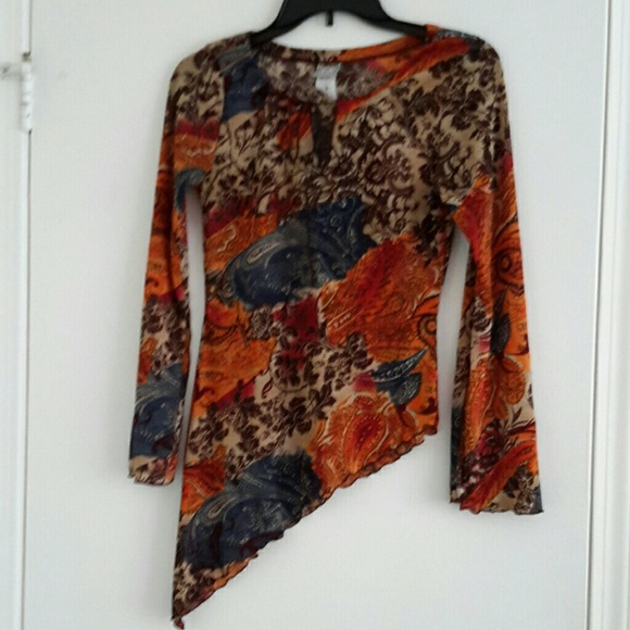 Asymmetrical multi color Top  by Finesse size 6-8 - Picture 2 of 5